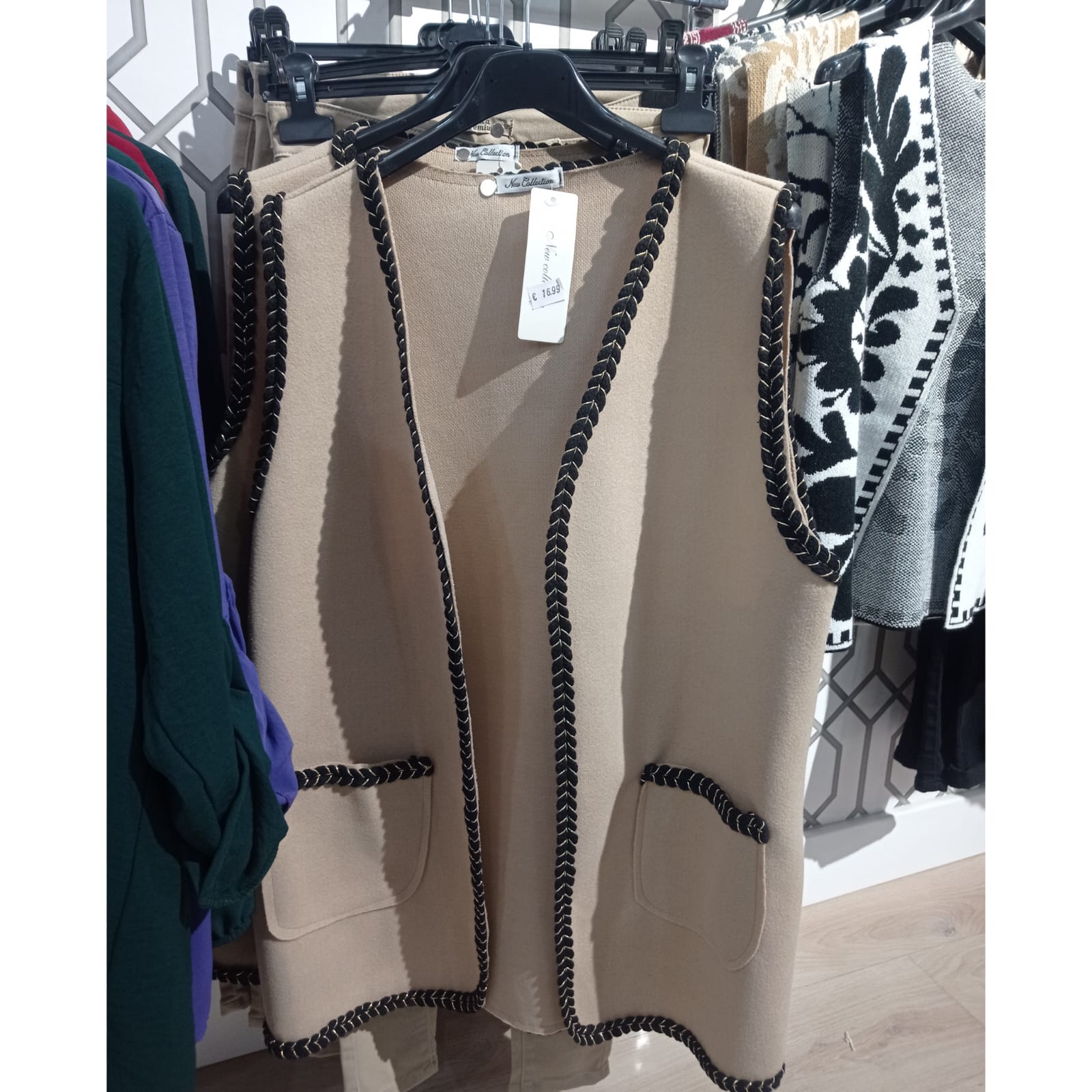 WhatsApp Image 2023-11-20 at 17.48.21 (1) Kimeras tienda online, Los mejores complementos,ropa, joyas y regalos originales al mejor precio.