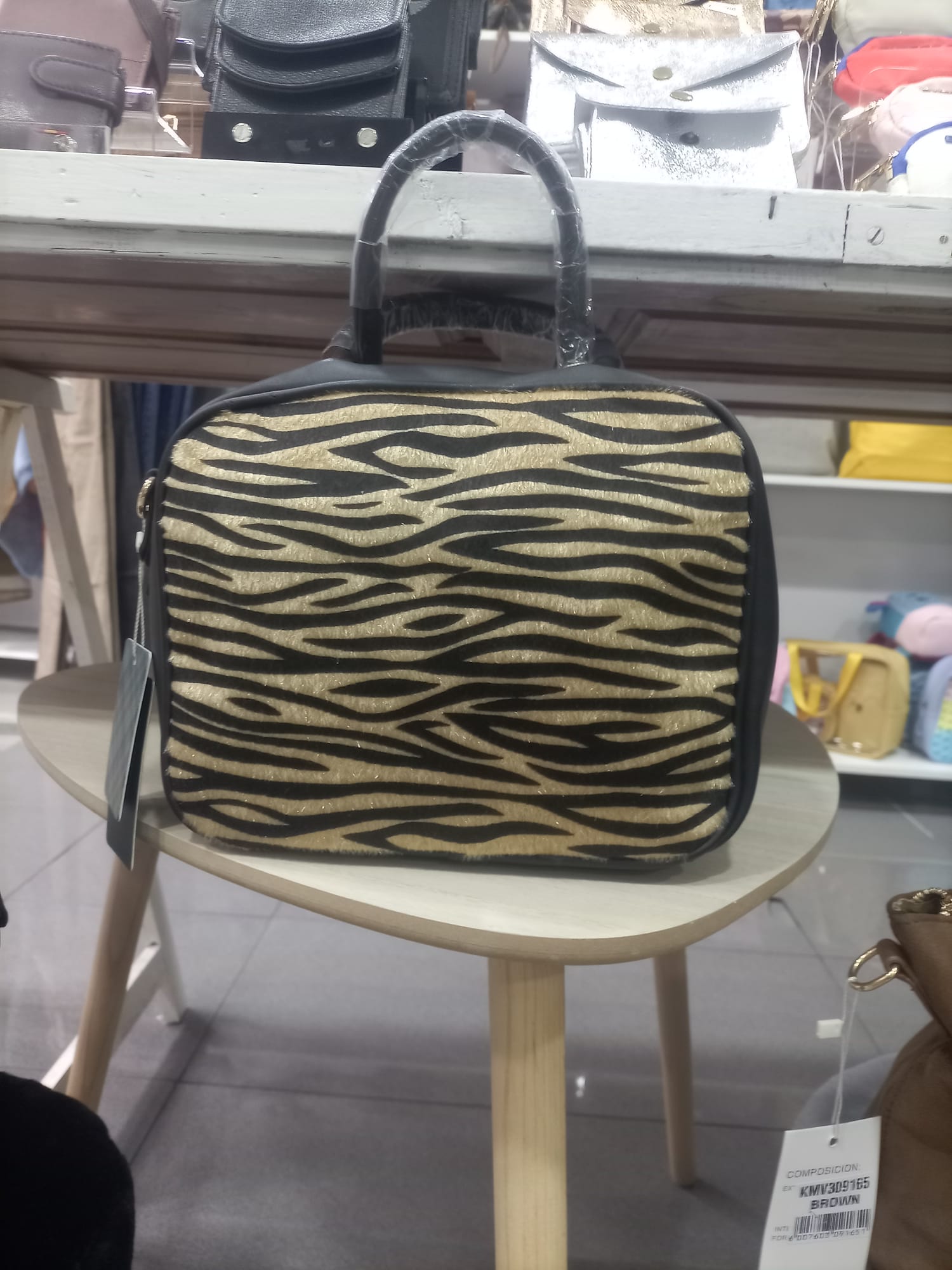 WhatsApp Image 2023-11-20 at 17.48.48 (1) Kimeras tienda online, Los mejores complementos,ropa, joyas y regalos originales al mejor precio.